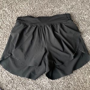 Fast and Free High Rise Short 3”